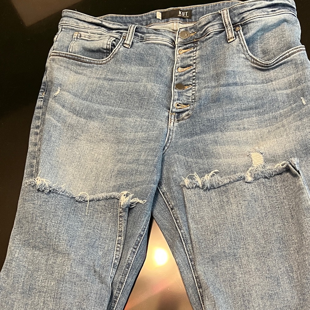 Kut from the Kloth Light Wash Skinny Jeans with Distressed Knees - Picture 1 of 4